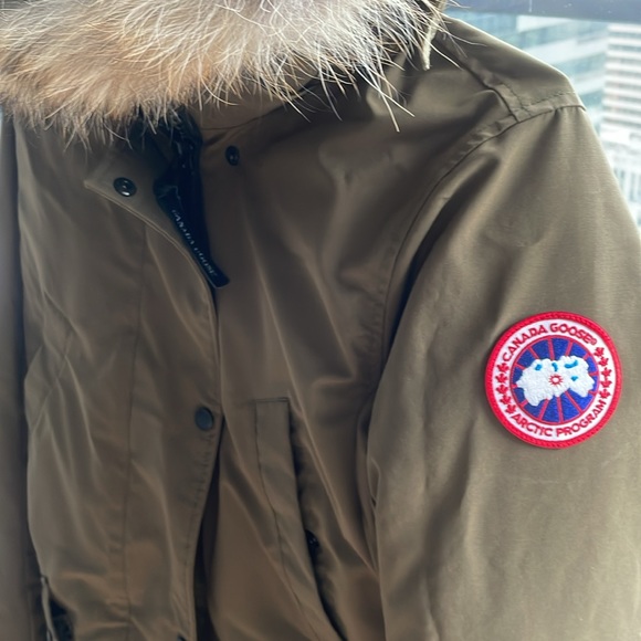 ❌SOLD ❌DO NOT PURCHASE Canada Goose Ellesmere Parka - MILITARY GREEN - Picture 9 of 13